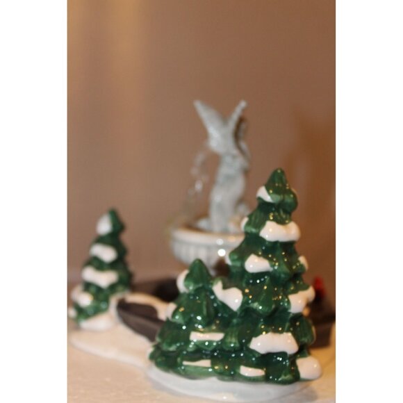 Dept 56 Snow Village - Winter Fountain - Picture 3 of 8